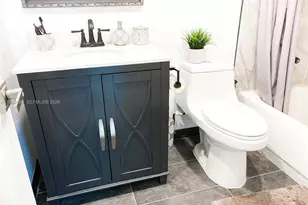 19201 Collins Ave, Sunny Isles Beach, FL 33160 - Photo 15