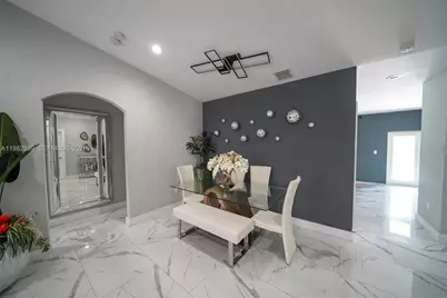 16334 SW 57th St, Miami, FL 33193 - Photo 13