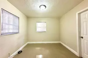 525 NW 15th Terrace, Fort Lauderdale, FL 33311 - Photo 13