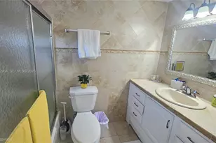 180 NE 12th Ave, Hallandale Beach, FL 33009 - Photo 15