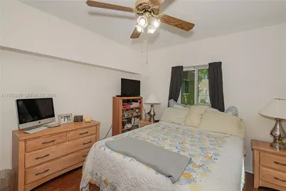 5651 NW 3rd St, Miami, FL 33126 - Photo 11