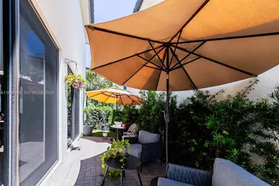 4315 NW 81st Ct, Doral, FL 33166 - Photo 23
