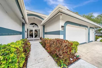 106 SW 85th Ter, Coral Springs, FL 33071 - Photo 5