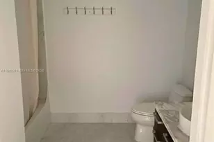 244 Biscayne Blvd, Miami, FL 33132 - Photo 9