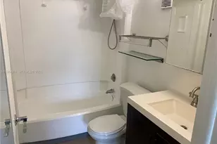 4210 NW 21st St, Lauderhill, FL 33313 - Photo 11