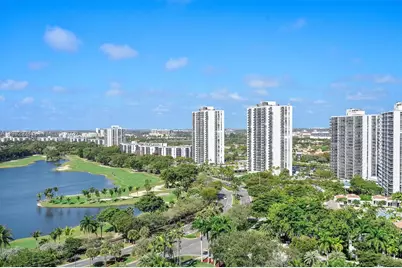 20191 E Country Club Dr #1903, Aventura, FL 33180 - Photo 35