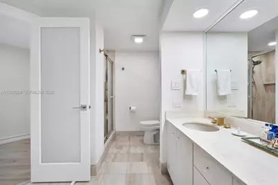 20191 E Country Club Dr #1903, Aventura, FL 33180 - Photo 23