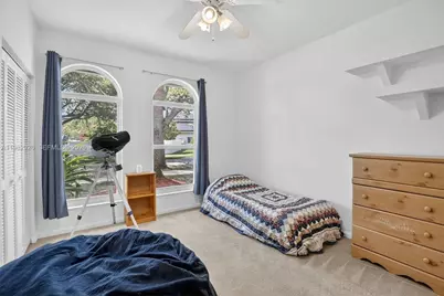 1583 NW 182nd Way, Pembroke Pines, FL 33029 - Photo 31