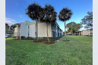 4270 NW 89th Ave #104, Coral Springs, FL 33065 - Photo 11