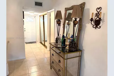 601 NW 80th Ave #207, Margate, FL 33063 - Photo 5