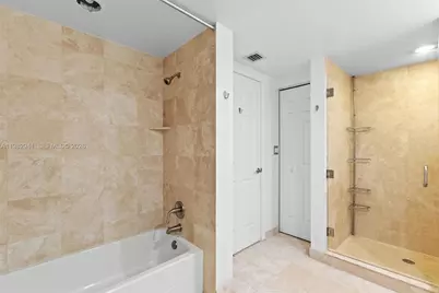 1755 E Hallandale Beach Blvd #501E, Hallandale Beach, FL 33009 - Photo 15