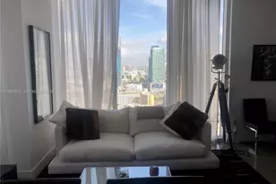 151 SE 1st St, Miami, FL 33131 - Photo 15