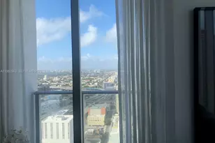 151 SE 1st St, Miami, FL 33131 - Photo 13