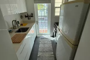 901 Meridian Ave, Miami Beach, FL 33139 - Photo 17