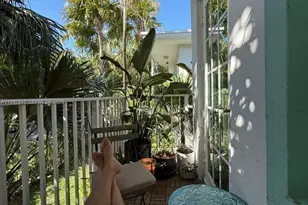 901 Meridian Ave, Miami Beach, FL 33139 - Photo 3