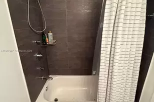 901 Meridian Ave, Miami Beach, FL 33139 - Photo 13