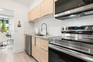 10210 Collins Ave, Bal Harbour, FL 33154 - Photo 9