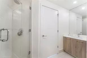 501 NE 31st St, Miami, FL 33137 - Photo 11
