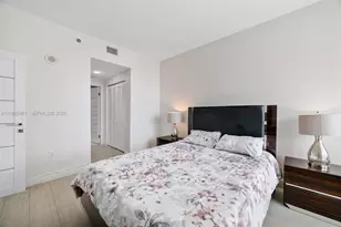 951 Brickell Ave, Miami, FL 33131 - Photo 15