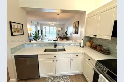 7647 Southampton Ter #304, Tamarac, FL 33321 - Photo 7