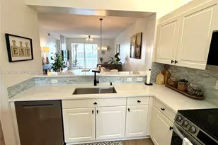 7647 Southampton Terrace, Tamarac, FL 33321 - Photo 7