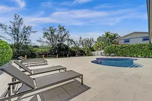 915 NW 7th St, Dania Beach, FL 33004 - Photo 43