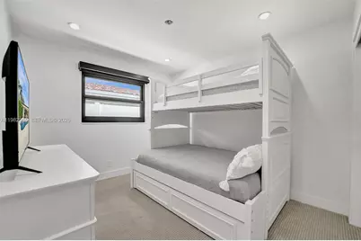 915 NW 7th St, Dania Beach, FL 33004 - Photo 23