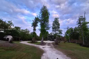 3646 28th Ave SE, Naples, FL 34117 - Photo 57