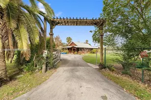 850 Old U.S. Hwy 27, South Bay, FL 33493 - Photo 1