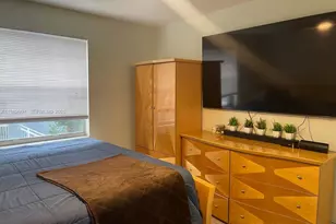 150 NW 96th Ave, Pembroke Pines, FL 33024 - Photo 15