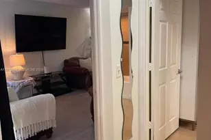 150 NW 96th Ave, Pembroke Pines, FL 33024 - Photo 17