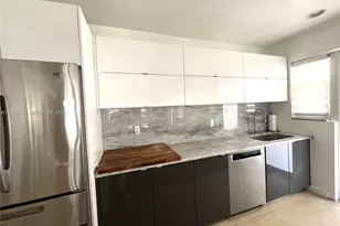 10190 Collins Ave, Bal Harbour, FL 33154 - Photo 11