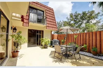 3103 Spanish Dr #2A, Delray Beach, FL 33445 - Photo 1
