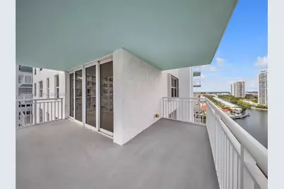 301 174th St #1818, Sunny Isles Beach, FL 33160 - Photo 25