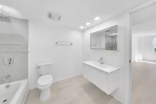 301 174th St, Sunny Isles Beach, FL 33160 - Photo 15