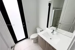 17410 SW 46th St, Miramar, FL 33029 - Photo 9