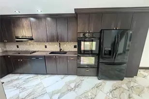 3994 Estepona Ave, Doral, FL 33178 - Photo 11