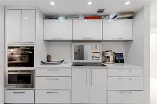 825 Brickell Bay Dr, Miami, FL 33131 - Photo 9