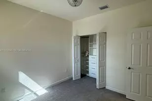 3337 W 105th Terrace, Hialeah, FL 33018 - Photo 9