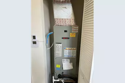 3337 W 105th Ter, Hialeah, FL 33018 - Photo 11