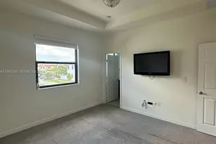 3337 W 105th Terrace, Hialeah, FL 33018 - Photo 25
