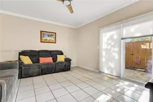 2881 S Cambridge Ln, Cooper City, FL 33026 - Photo 15