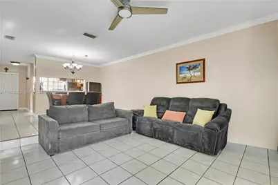 2881 S Cambridge Ln, Cooper City, FL 33026 - Photo 17