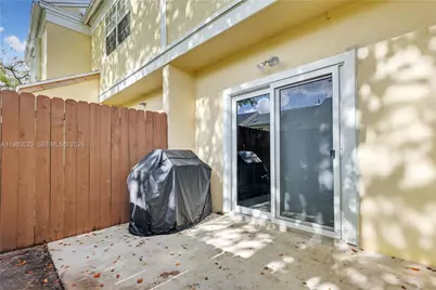 2881 S Cambridge Ln, Cooper City, FL 33026 - Photo 29