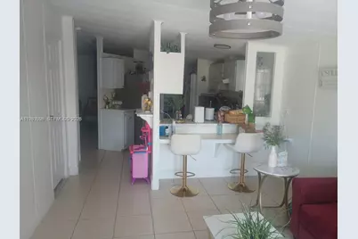 3024 SW 51st St, Dania Beach, FL 33312 - Photo 5