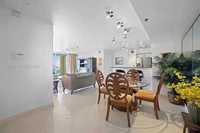 19999 E Country Club Dr #1406, Aventura, FL 33180 - Photo 11