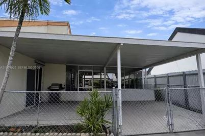 20729 SW 120th Pl, Miami, FL 33177 - Photo 3