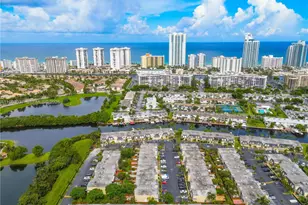 2421 NE 10th St, Hallandale Beach, FL 33009 - Photo 37