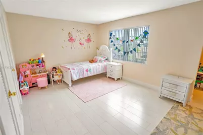 2421 NE 10th St #153, Hallandale Beach, FL 33009 - Photo 23