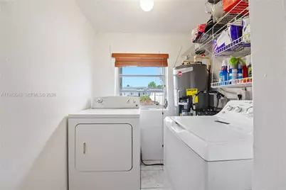 2055 NW 132nd St, Miami, FL 33167 - Photo 25